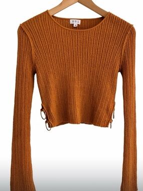 POL rib knit long sleeve with brass rings
